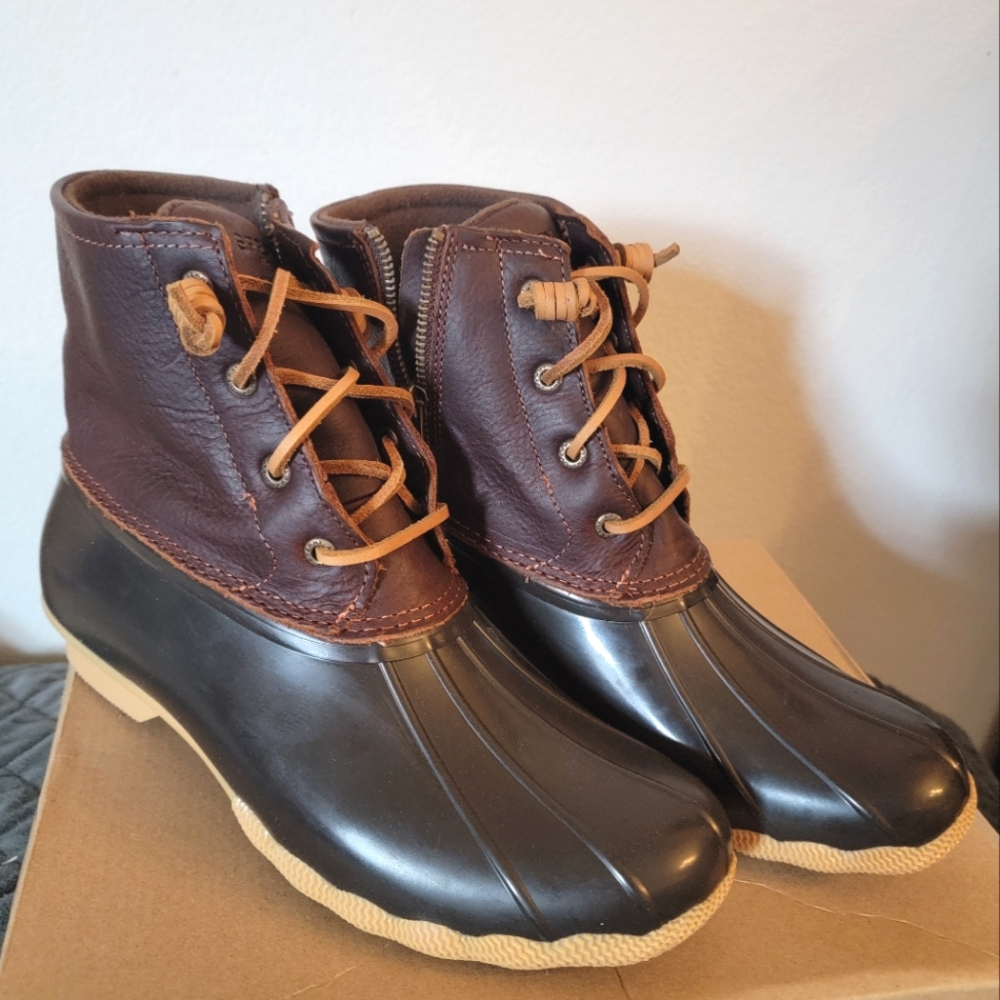 Sperry Salt Water Tan Dark Brown Duck Shoes Waterproof New size 10